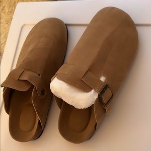 Nisanti Boston clogs, new with tags!!!